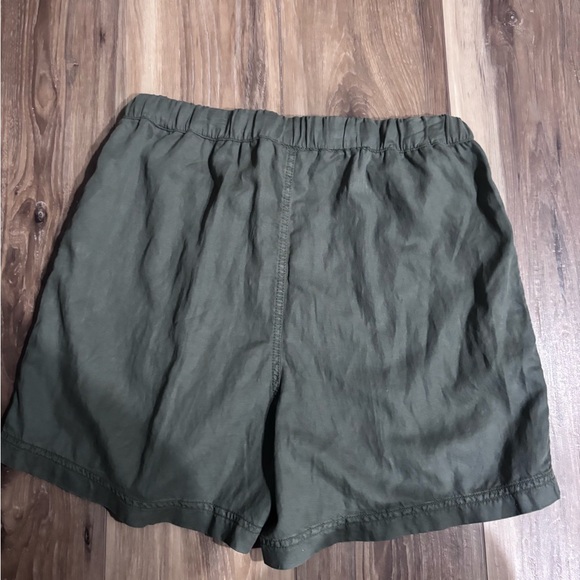 Faherty Topanga Drape Short Size Small - Picture 3 of 3